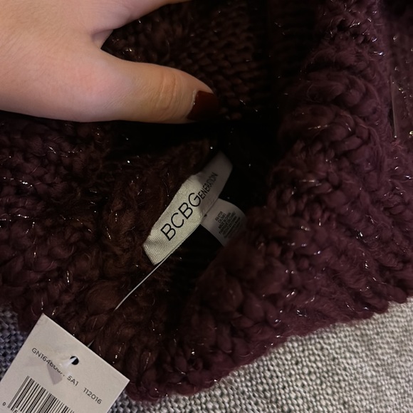 BCBGeneration winter, color Wineberry, hat. Size OS. Brand New with tags - Picture 4 of 5